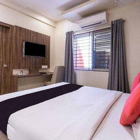 Hotel Plaza Heights Bangalore Extérieur photo