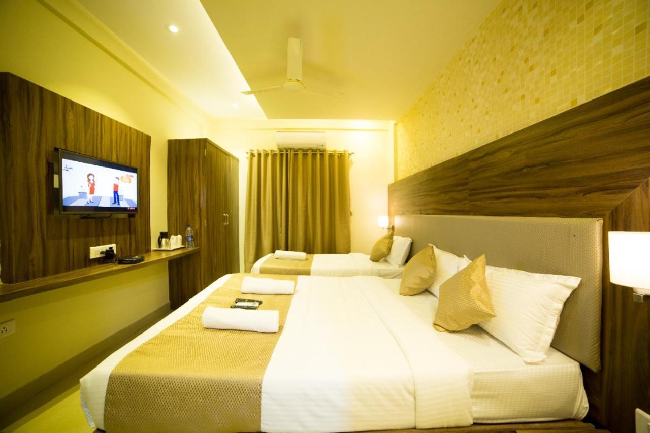 Hotel Plaza Heights Bangalore Extérieur photo