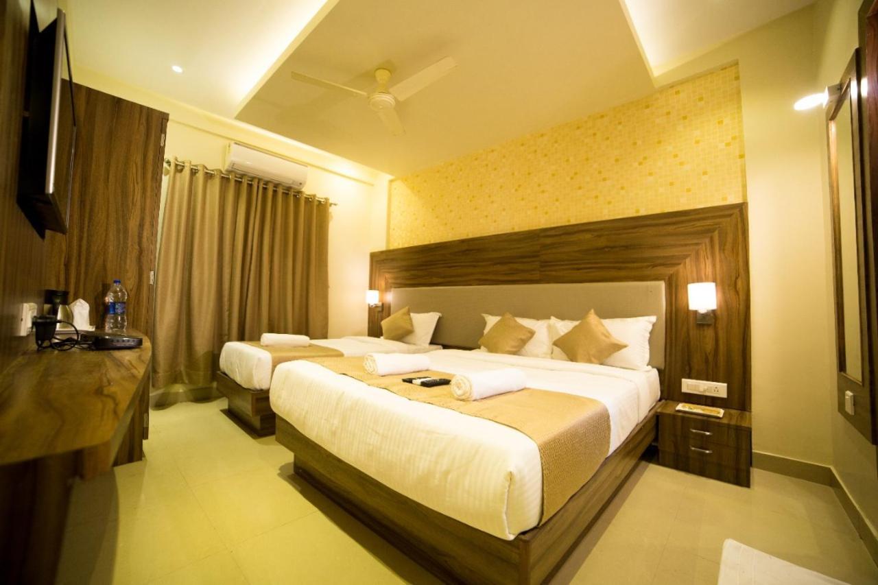 Hotel Plaza Heights Bangalore Extérieur photo